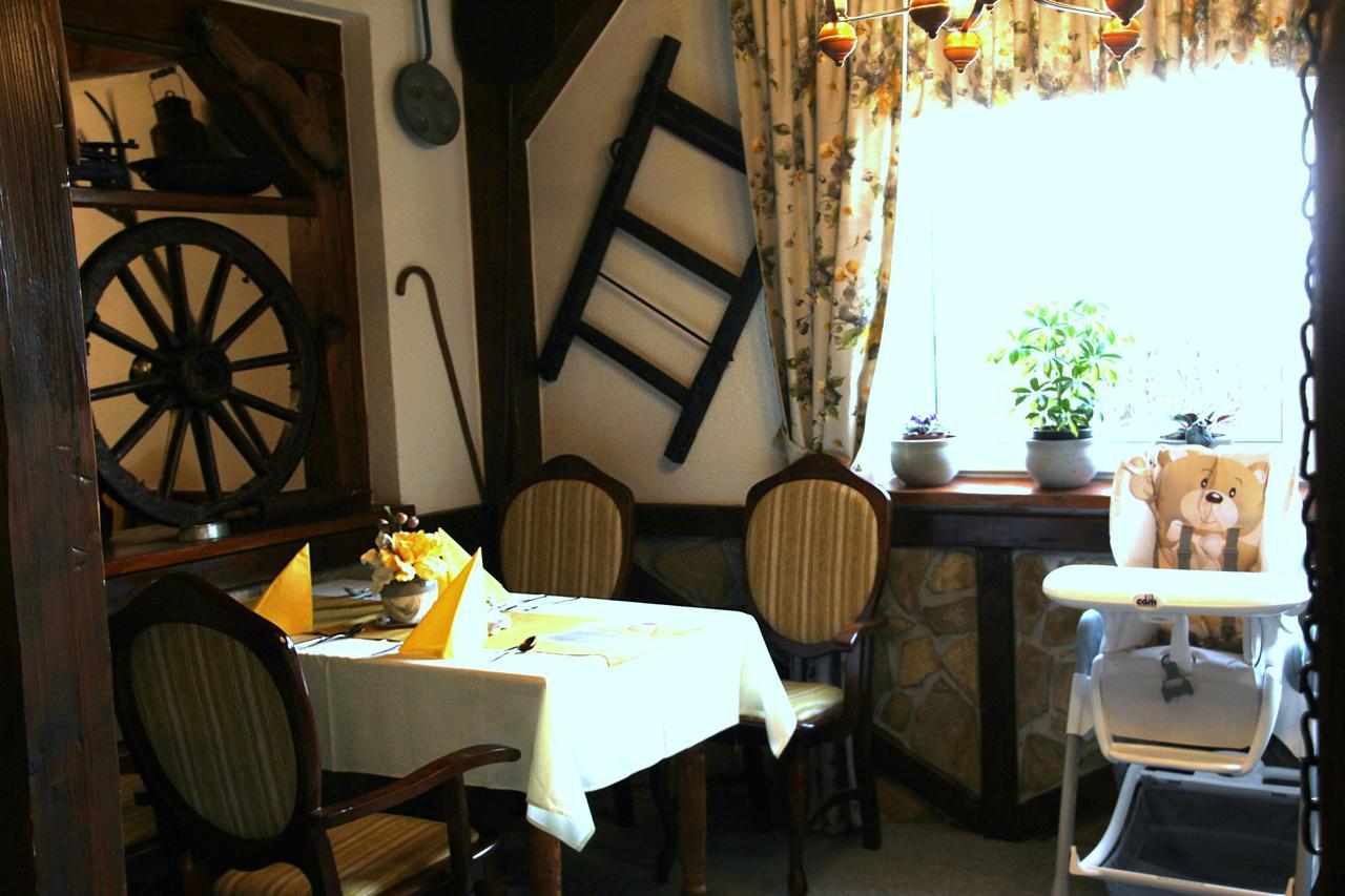 Penzion Furman U Hoffera Vráble Extérieur photo
