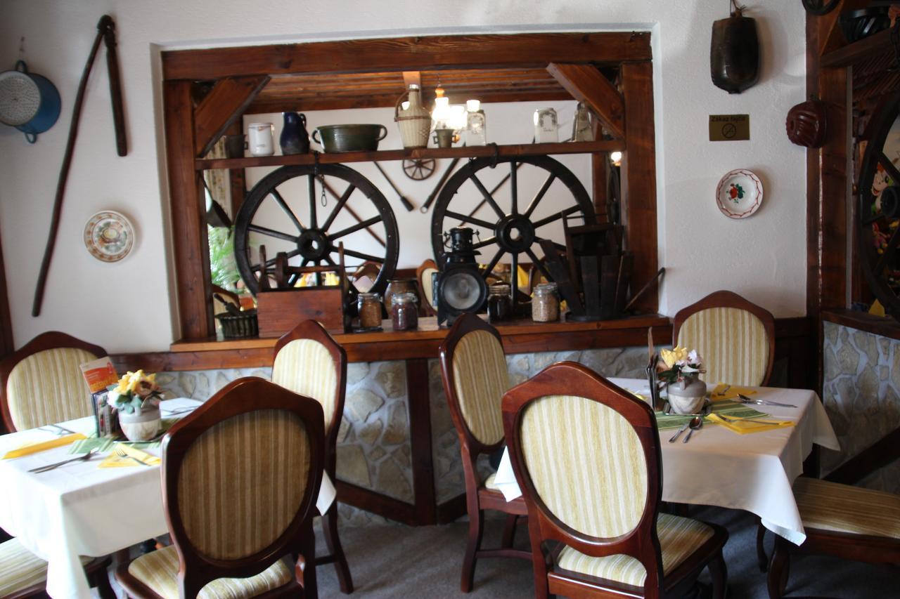 Penzion Furman U Hoffera Vráble Extérieur photo